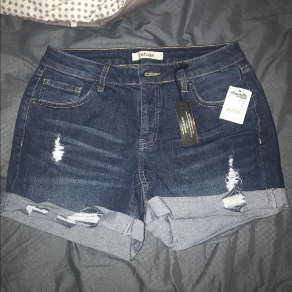 Shorts - Picture 1 of 2